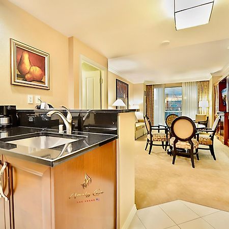 Amalz 2 Bedroom 3 Bathroom Balcony Suite At Mgm Signature ! لاس فيغاس المظهر الخارجي الصورة